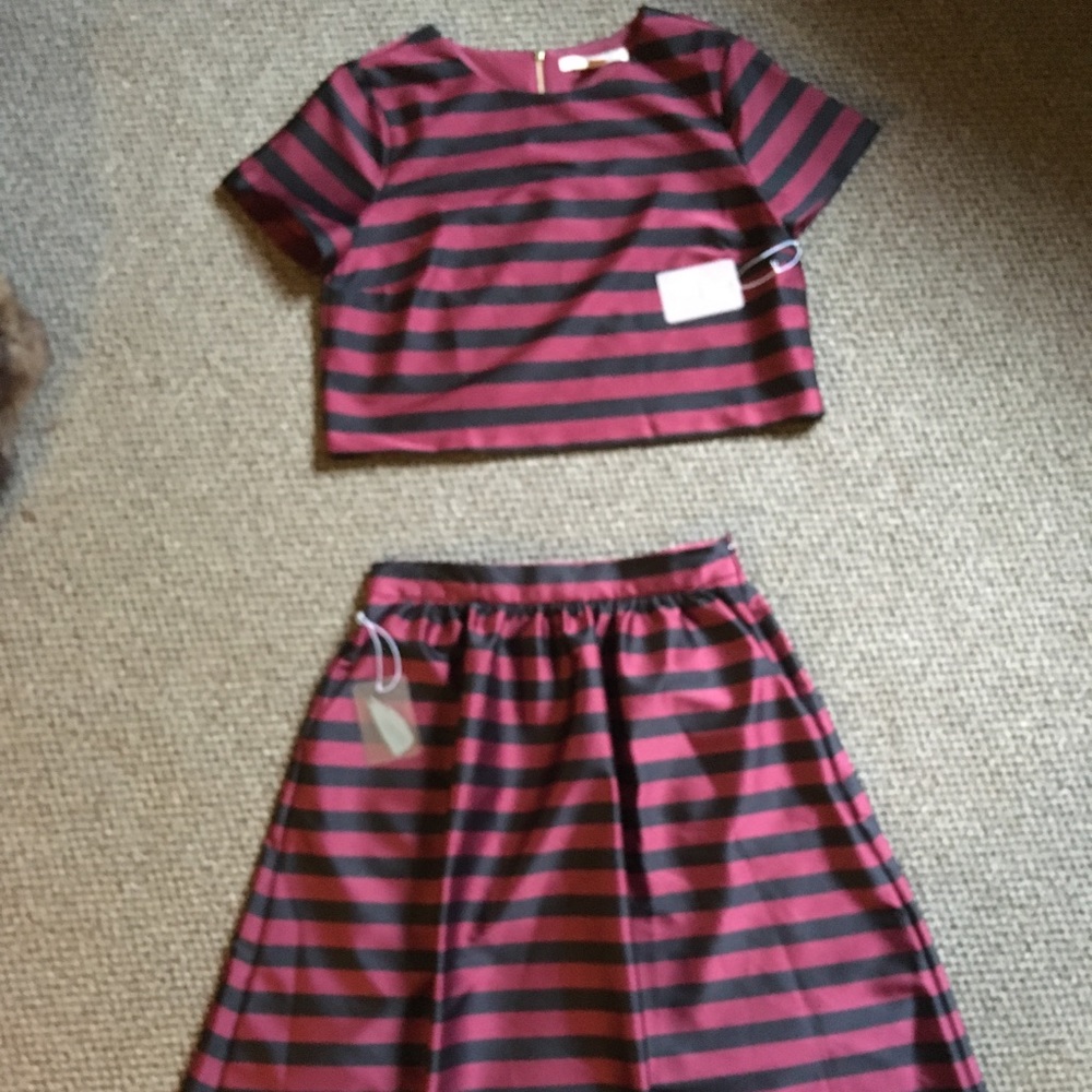 Forever 21 shirt and skirt set